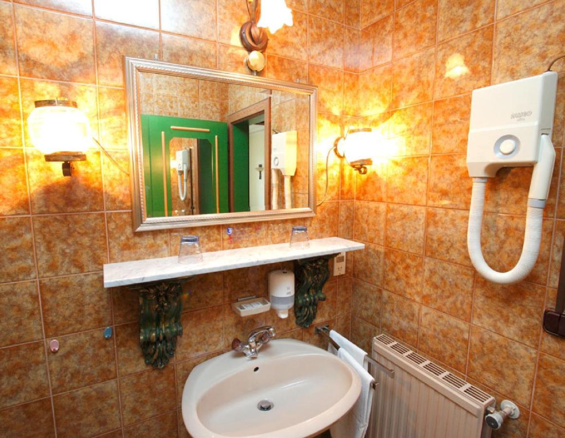 Hotel Boehmerwaldhof Ulrichsberg Szoba fotó